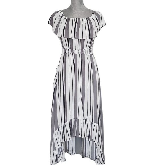SOLD ! New Look Gray Striped Off Shoulder Casual Maxi Dress Size Small GUC - Picture 8 of 15